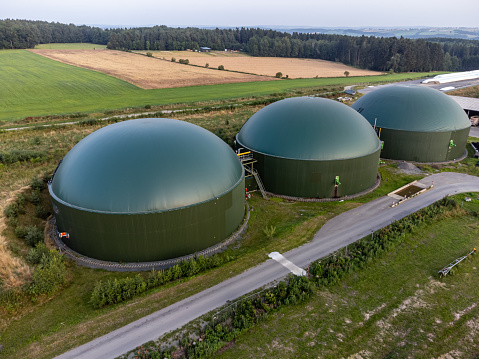 HPCL commences its first Cow dung to Compressed Biogas Project